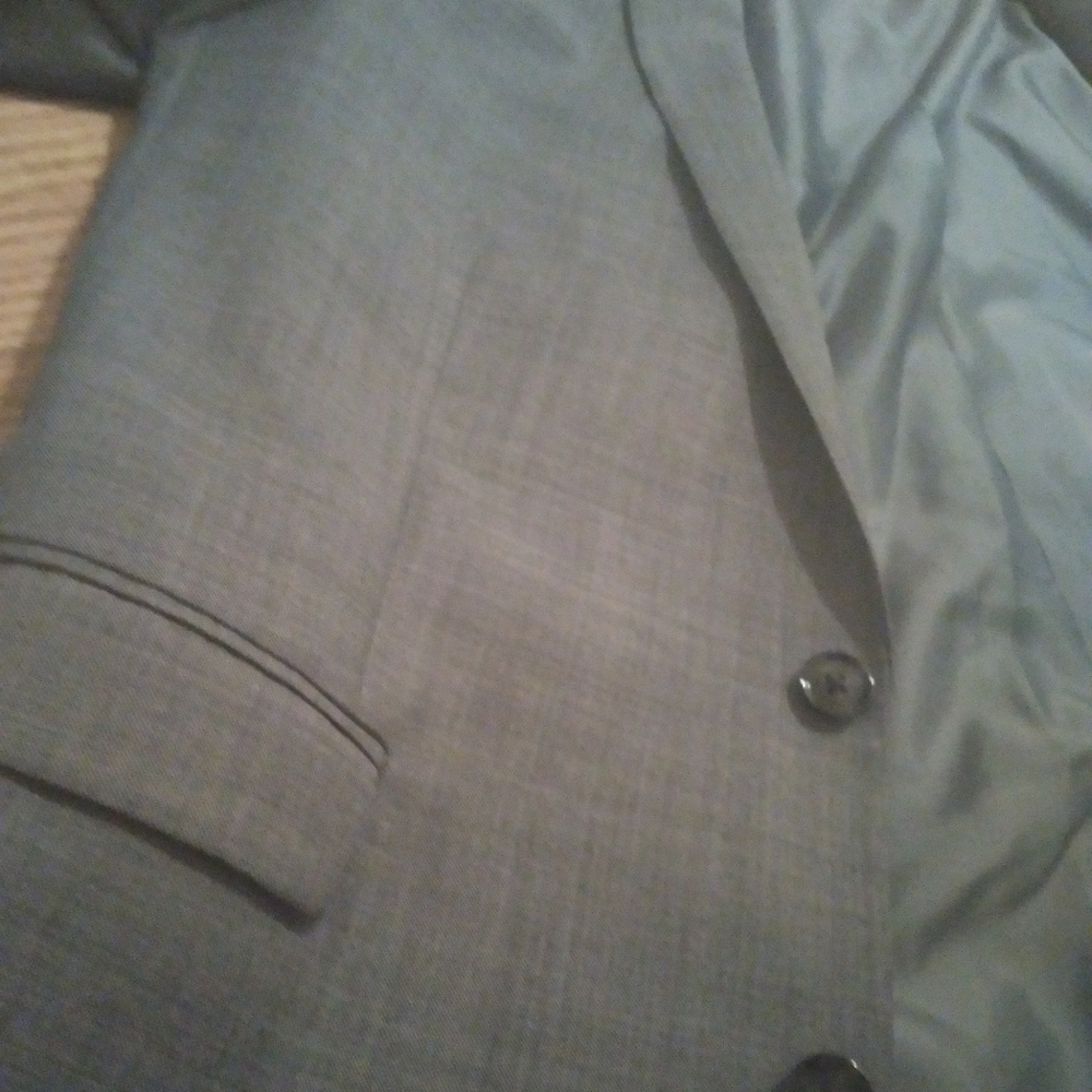 Express suit - Picture 4 of 6